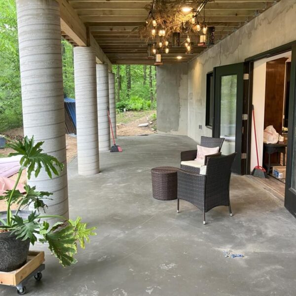 Lower Level indoor/Outdoor Rental