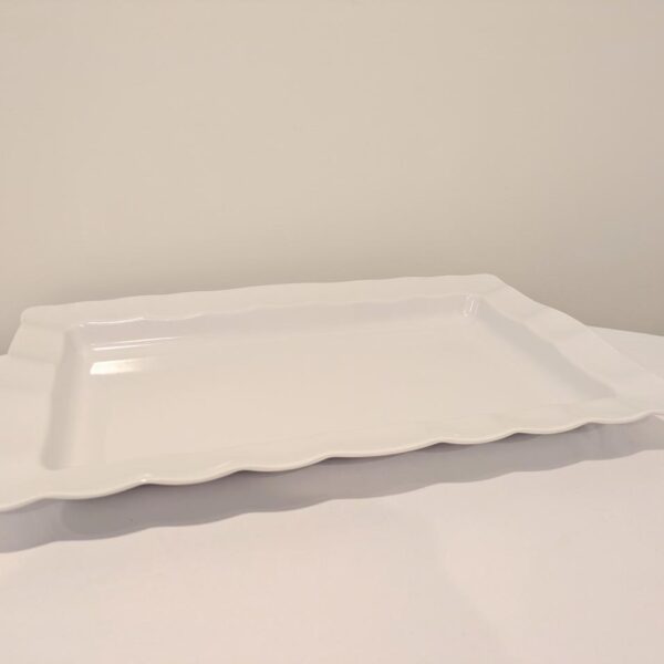 White, Fluted Edge, Large, Melamine Platter