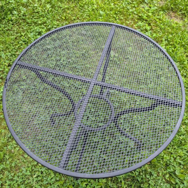 Black Metal Bistro Table 30" Diameter
